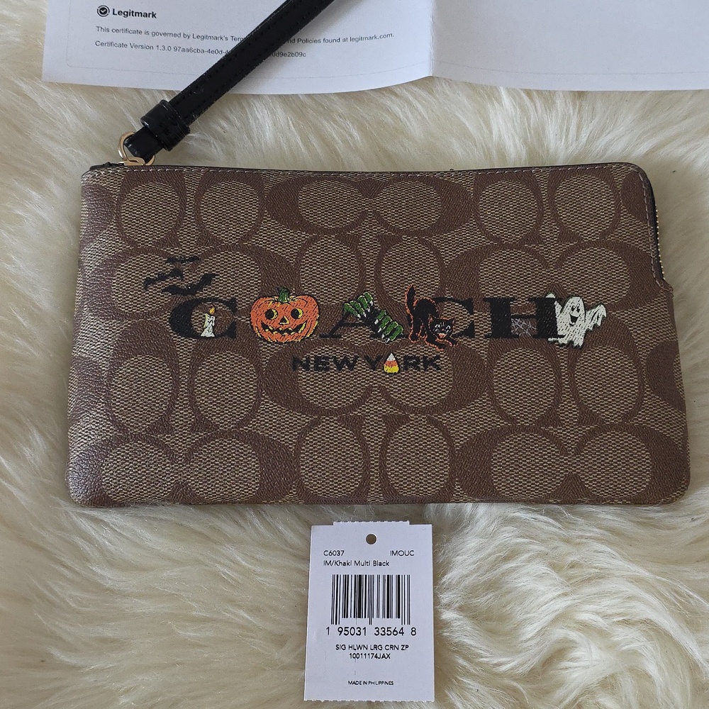 NWT Coach Signature Halloween Large Corner Zip Wristlet/Wallet ๐ค๐๐ป๐งน๐โโฌ๐ฆ๐งก - Picture 15 of 16
